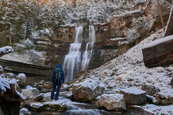 Bela Cachoeira Vallesinella Madonna Campiglio Outono Parque Nacional Adamello Brenta — Fotografia de Stock