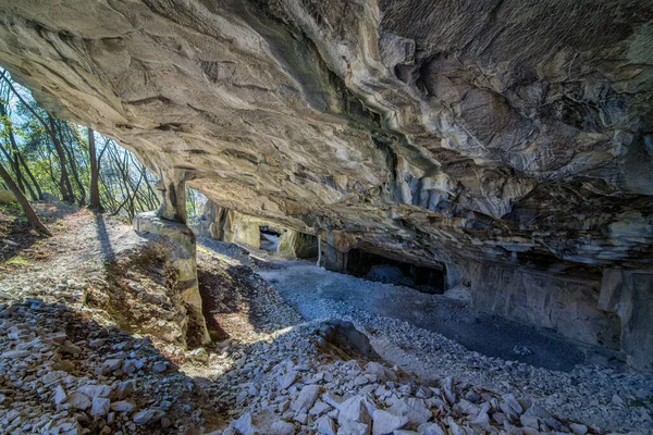 Beautiful Limestone Cave Old Oolitic Stone Quarries Massone Extracted Stone — Stock Photo, Image