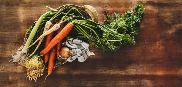 Cooking Raw Root Vegetables Carrot Parsnip Celeriac Leek Fresh Harvest — Stock Photo, Image
