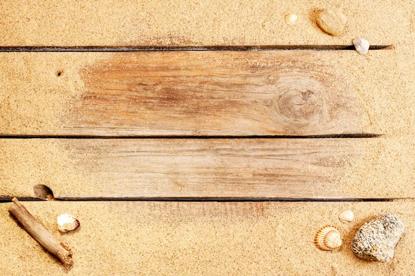 Beach sand on vintage planked wood background — Φωτογραφία Αρχείου