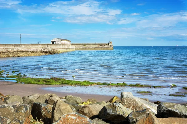 Old harbour in Kirkcaldy, Scotland — Stock Photo, Image