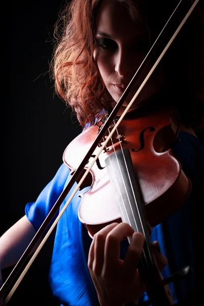 Musikporträt einer jungen Frau. — Stockfoto