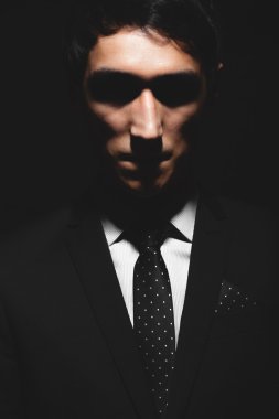 etkileyici bir adam portresi