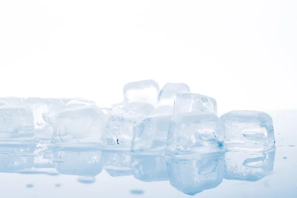 Ice cubes — Stock Photo, Image