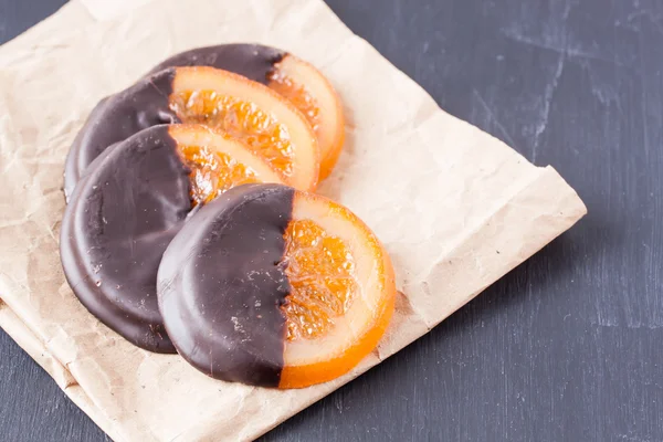 Rodajas de chocolate recubierto de naranja —  Fotos de Stock