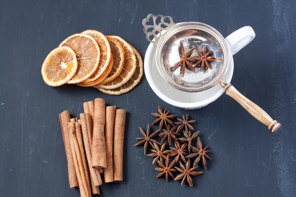 Herbal tea with cinnamon — Stock Photo, Image
