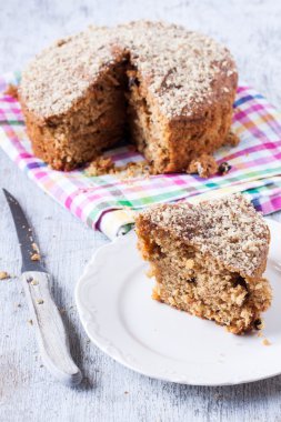 Havuç ve cevizli kek.