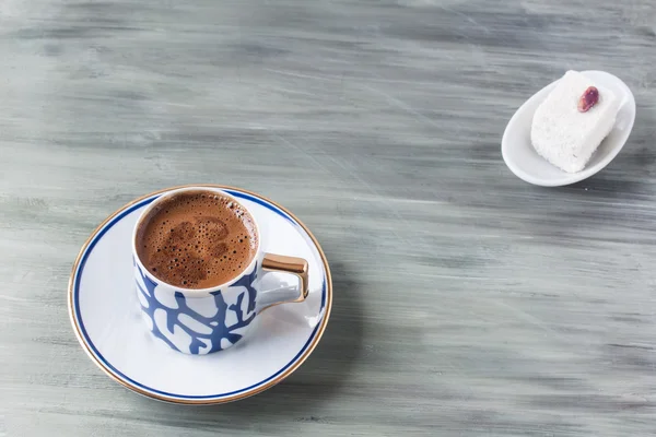 Turkish coffee and Turkish delight — Stock Photo, Image