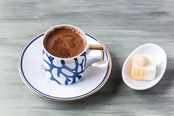 Turkish coffee and Turkish delight — Stock Photo, Image