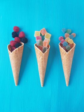 çeşitli jöle şekerler