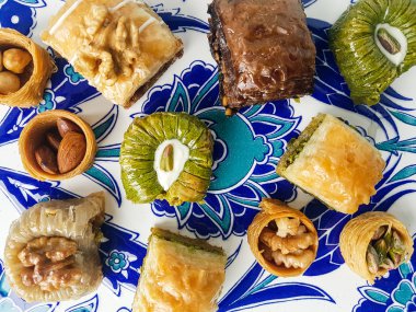 Çeşitli baklava tatlılar