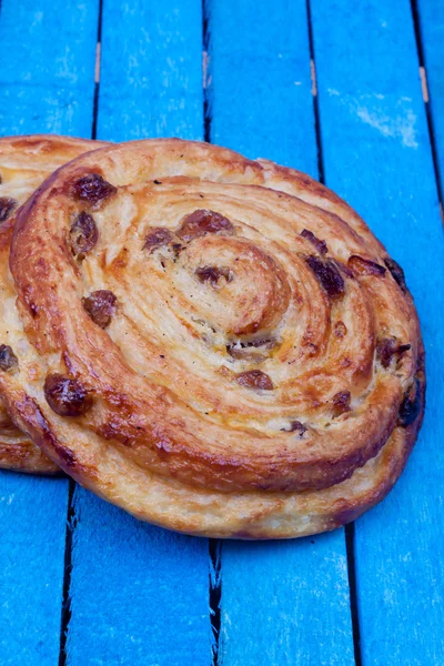 Pan dulce con pasas —  Fotos de Stock