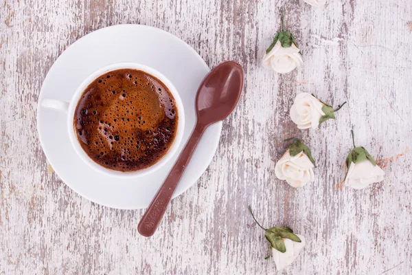 Türkischer Kaffee und Löffel — Stockfoto