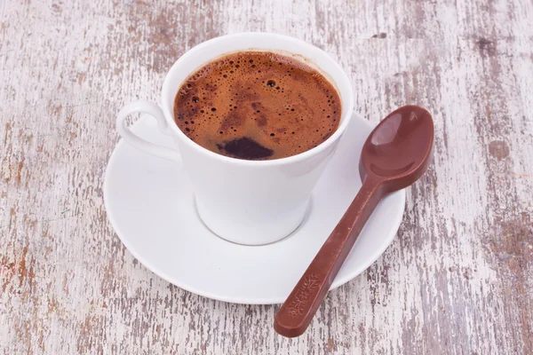 Турецкий кофе и ложка — стоковое фото