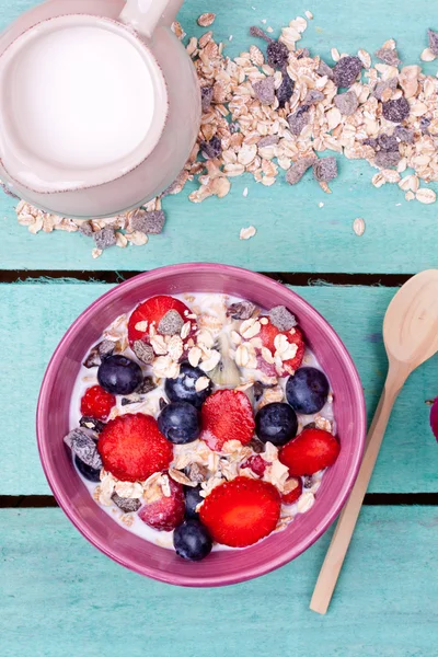Muesli in bowl on table — Stock Photo, Image