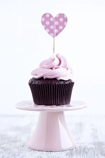 Rózsaszín csokoládé cupcake — Stock Fotó