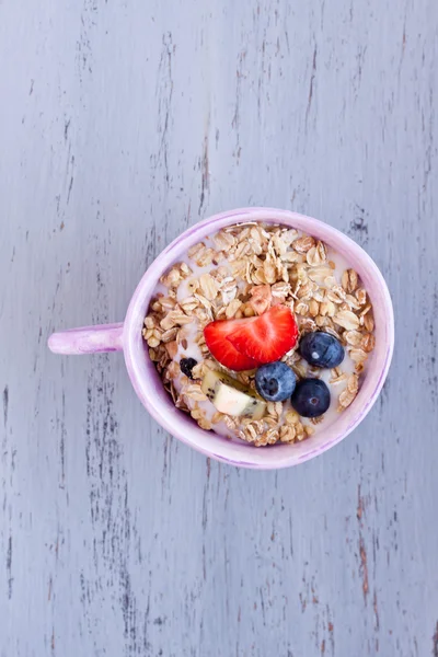 Tasty Muesli with fruits — Stock Photo, Image