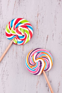 İki lezzetli lolipop