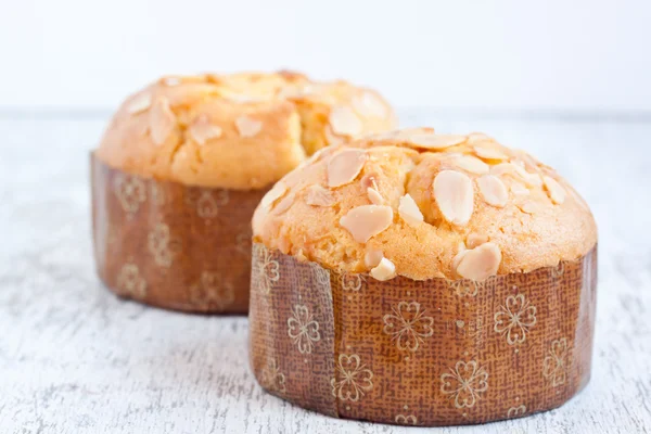 Bademli muffin kekler — Stok fotoğraf