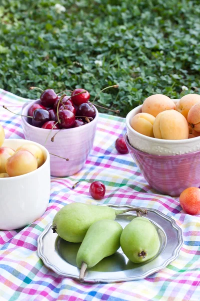 Verschiedene Früchte aus nächster Nähe — Stockfoto