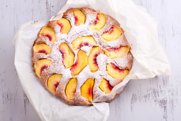 Gâteau aux pêches — Photo