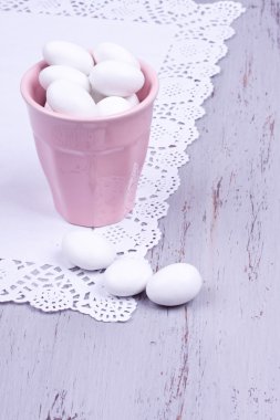 şeker kaplı badem şekeri