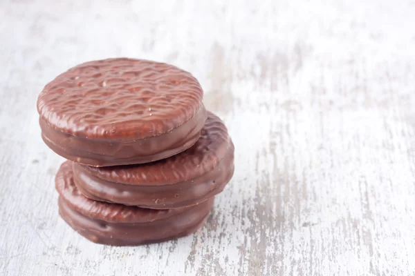 Sanduíche de marshmallow coberto com chocolate — Fotografia de Stock