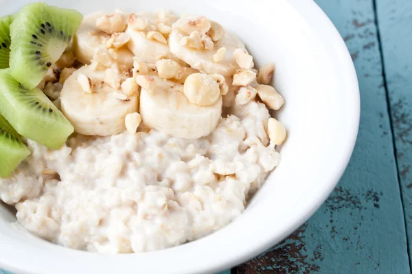 Farina d'avena con latte — Foto Stock