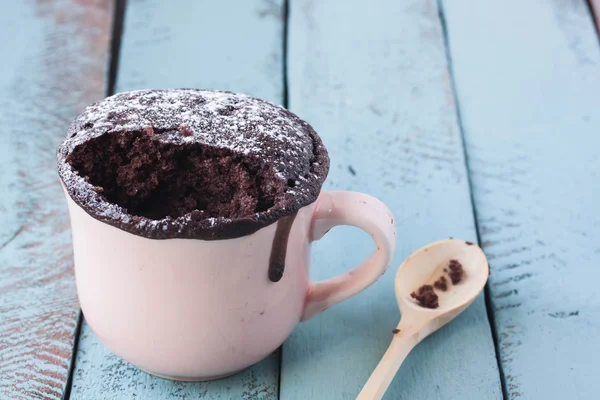 Caneca bolo de chocolate — Fotografia de Stock