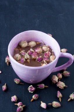 kurutulmuş gül bud çay