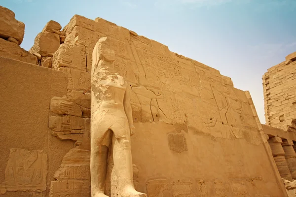 Anscient Tapınağı Karnak Luxor - yıkık Thebes Mısır — Stok fotoğraf