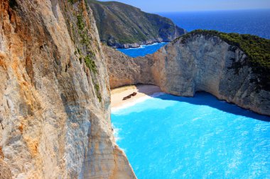 Gün batımında, Yunanistan Zakynthos adada Navagio Beach (batık beach)