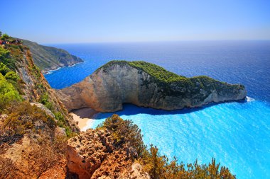 Gün batımında, Yunanistan Zakynthos adada Navagio Beach (batık beach)