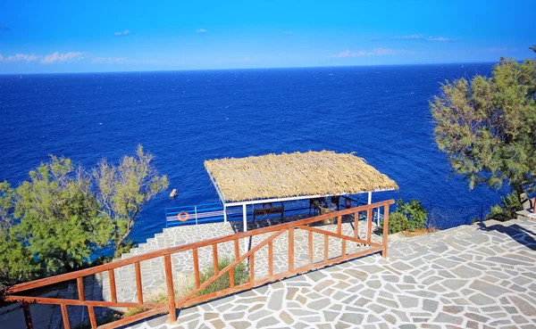 Eau turque de la baie sur l'île de Zante, Grèce — Photo