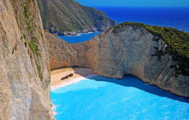 Navagio Beach - cennet gibi güzel görünümünü batık Zakynthos Adası Yunanistan