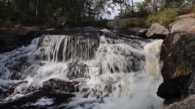 dağ nehir şelale Norveç