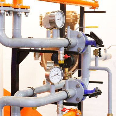 Fabrikadaki ısı değişim ekipmanları. Basınç göstergeleri. Ölçüm aletleri. Modern teknoloji üretiminde. Isıtma, su ve kanalizasyon ekipmanları.