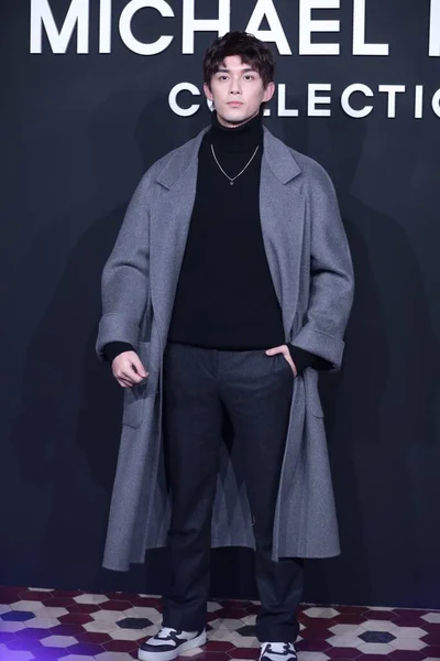中国の俳優呉雷またはレオ呉はマイケルKorsの商業イベントに出席します 上海のファッションブランド 10月2020 — ストック写真