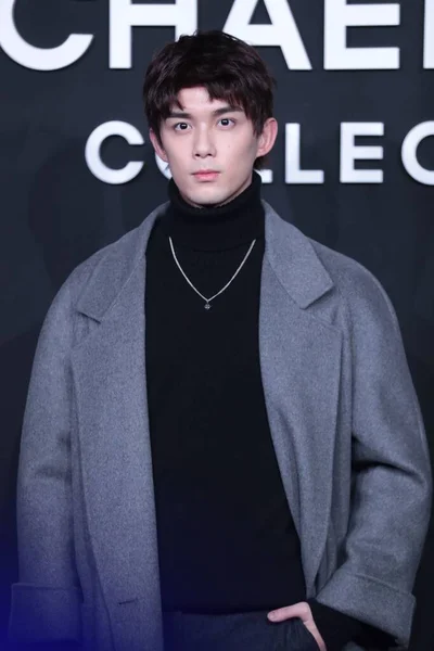 中国の俳優呉雷またはレオ呉はマイケルKorsの商業イベントに出席します 上海のファッションブランド 10月2020 — ストック写真