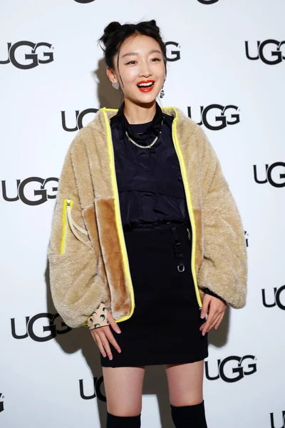 Attrice Cinese Zhou Dongyu Partecipa All Evento Commerciale Ugg Shanghai — Foto Stock