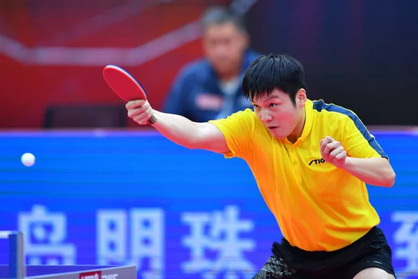 Tennista Cinese Fan Zhendong Compete Contro Tennista Cinese Long Alla — Foto Stock