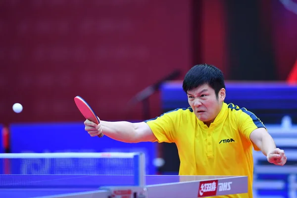 Tennista Cinese Fan Zhendong Compete Contro Tennista Cinese Liang Jingkun — Foto Stock