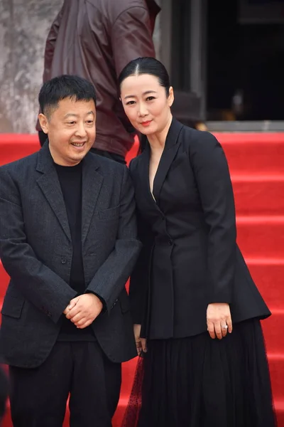 中国の映画監督 脚本家の吉安昌家と妻の趙濤は 2020年10月22日 中国の山西省平遥市で開催される平遥臥虎隠しドラゴン国際映画祭に出席する — ストック写真