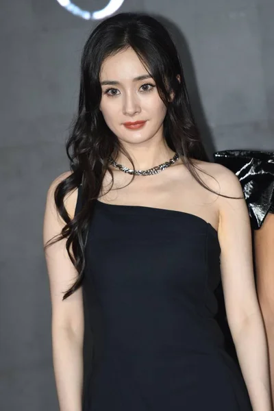 Chinese Actrice Zangeres Yang Woont Een Modeactiviteit Bij Shanghai China — Stockfoto