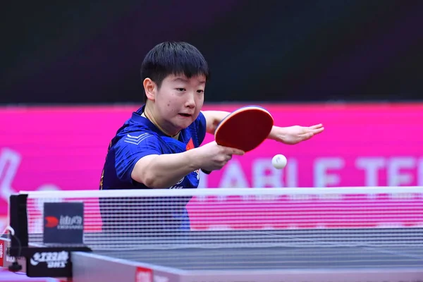 Joueur Chinois Tennis Table Sun Yingsha Affronte Joueur Japonais Tennis — Photo