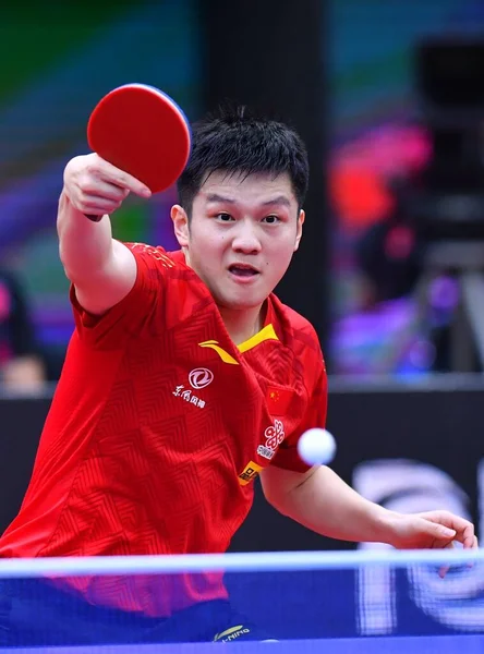 Çinli Masa Tenisi Oyuncusu Fan Zhendong Çin Doğusundaki Shandong Eyaletinde — Stok fotoğraf