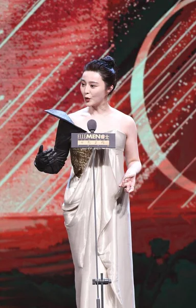 中国女演员 电视制片人 歌手范冰冰出席2020年11月17日在上海举行的Elle Men时装秀 — 图库照片