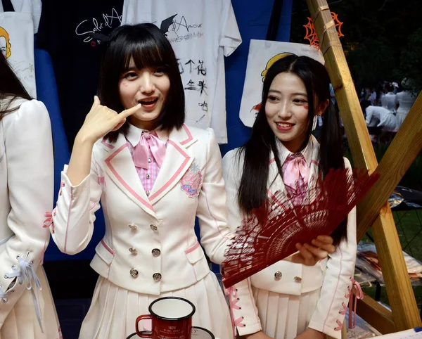 Japanese Idol Group Akb48 Shows Halloween Market Shanghai China November — Stock Photo, Image
