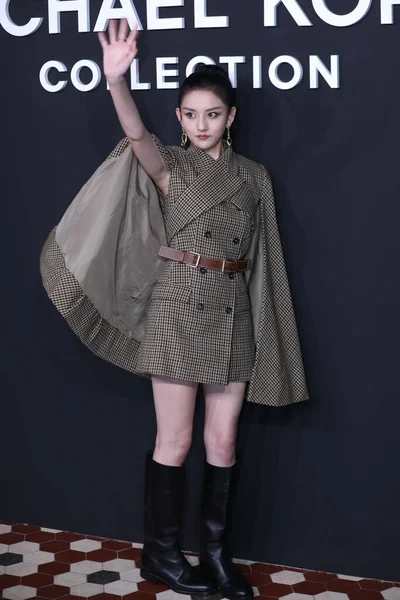 2010年10月15日 中国女星宋祖儿或拉丽娜 宋出席了上海时装品牌迈克尔 考斯的商务活动 — 图库照片