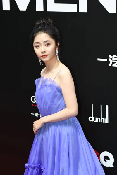 Atriz Chinesa Tan Songyun Aparece Vestido Azul Mostrando Sua Beleza — Fotografia de Stock